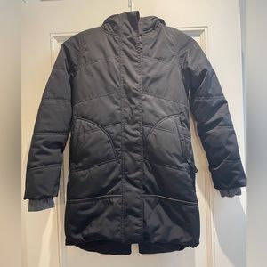 Ivivva Winter Coat.  Size 8. Excellent condition.  Worn part of one winter